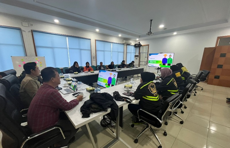 BPJS Ketenagakerjaan Sosialisasikan Program Perlindungan kepada Komunitas Maxim Kota Jambi