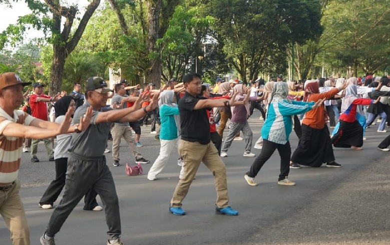 Ribuan Pegawai Pemkab Merangin Ikuti Senam Jumat Sehat