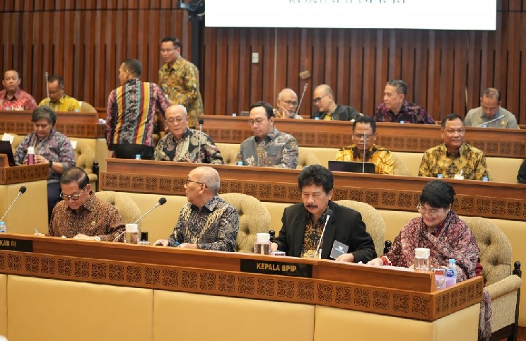 Hadiri Rapat Kerja dan RDP, Komisi II DPR RI Apresiasi dan Dorong Perkuat Kelembagaan BPIP