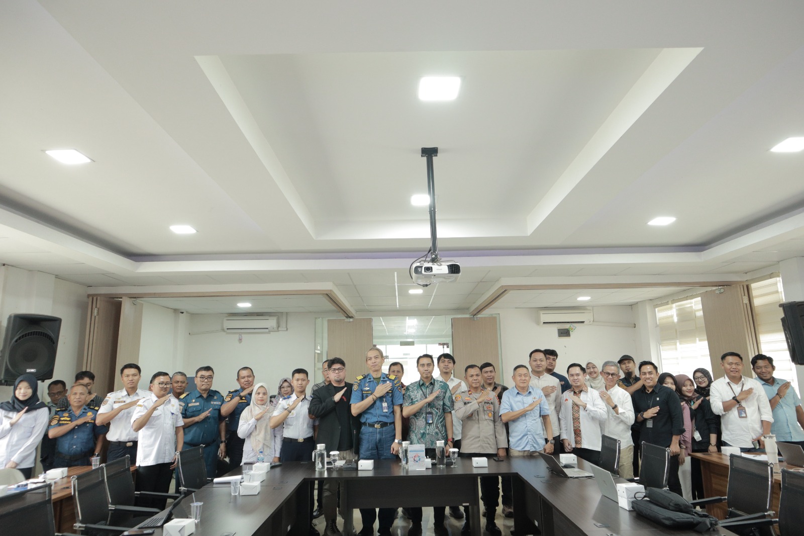 Menuju Pelabuhan Modern: STID dan SIMON TKBM Mulai Diterapkan di Talang Duku