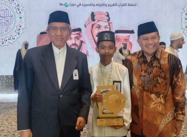 Hafiz 13 Tahun Juara 2 Musabaqah Hafalan Al-Qur'an Internasional