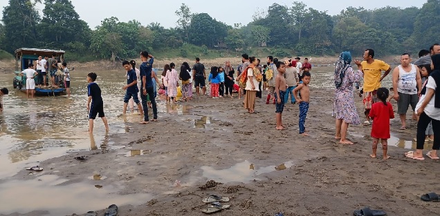 5 Orang Tenggelam di Sungai Batanghari saat Mandi di Area Pasir Timbul, 3 Orang Hilang