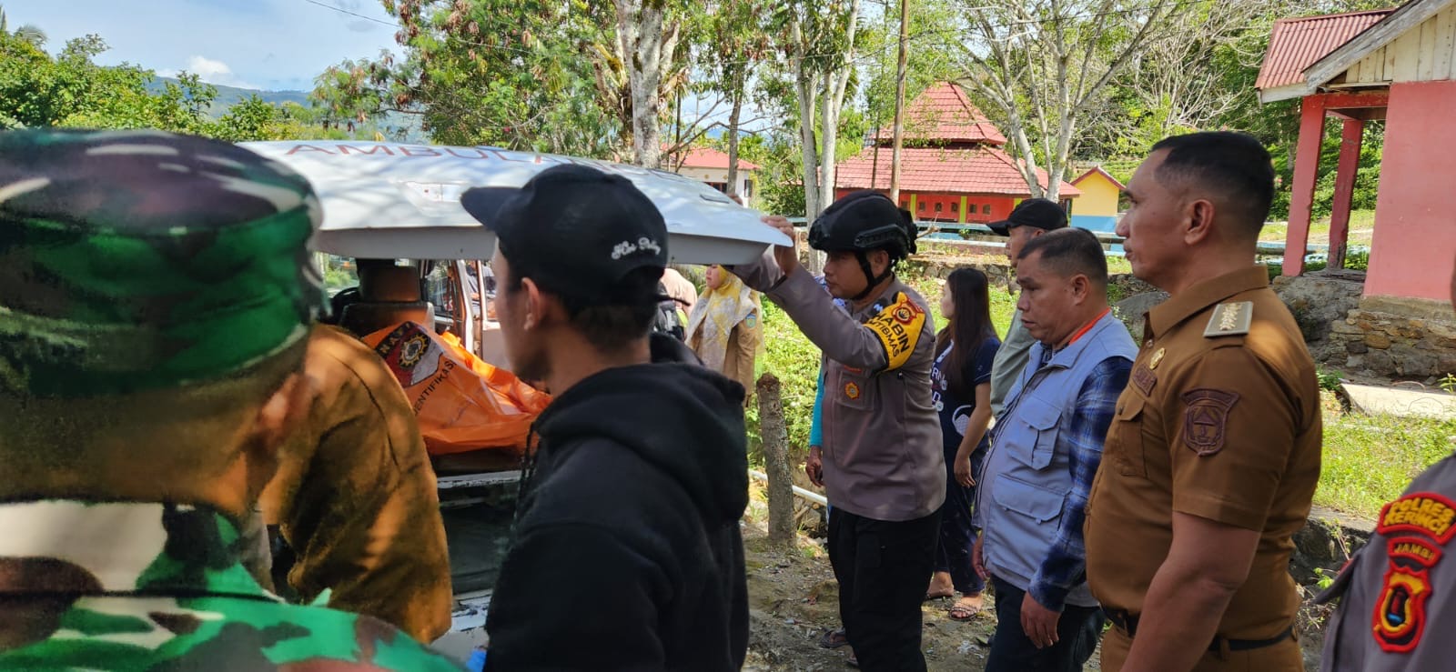 BREAKING NEWS:  Pensiunan TNI Ditemukan Meninggal di Kolam Air Panas Kerinci 