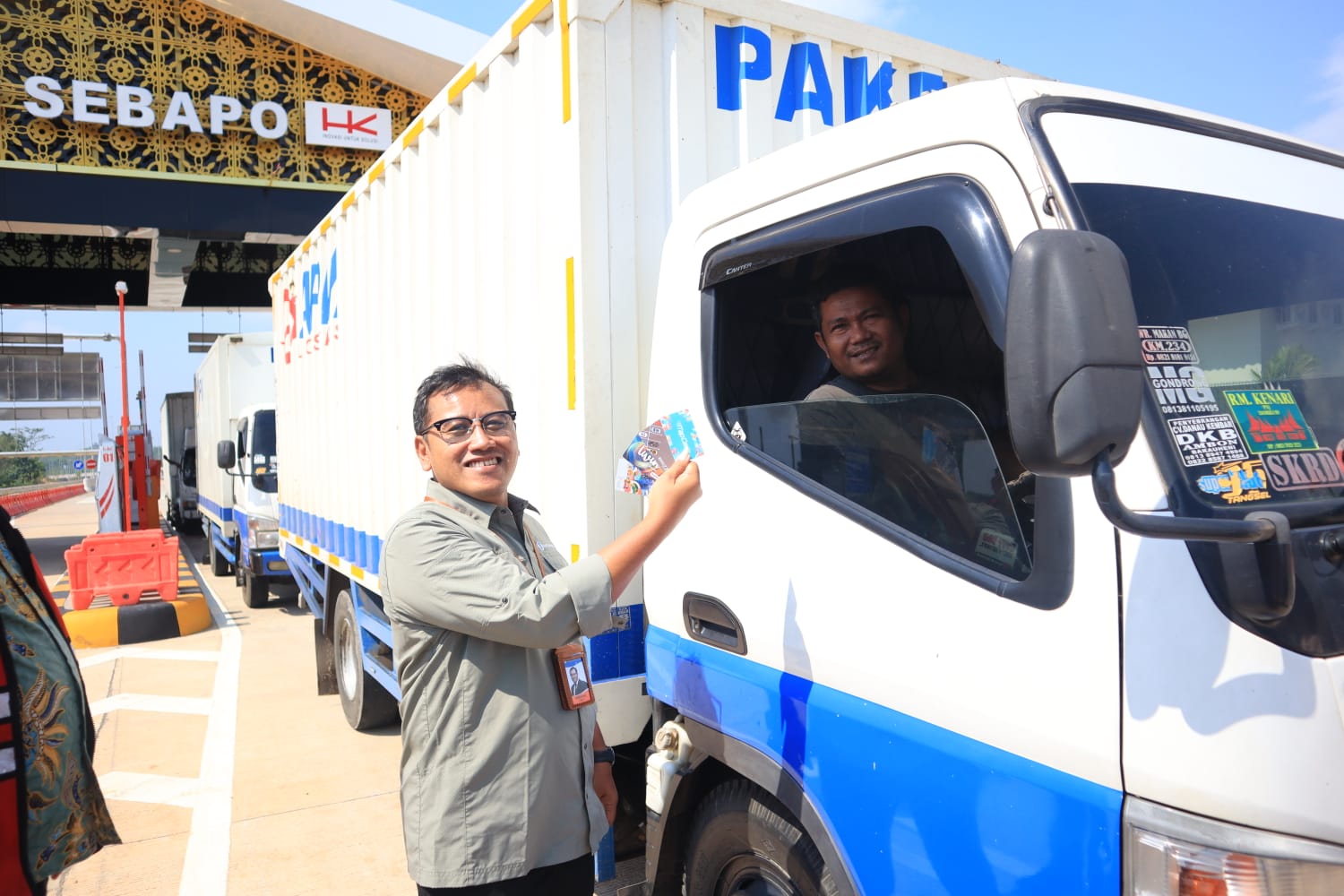 BI dan Perbankan Sosialisasikan Penggunaan UE di Gerbang Tol Muaro Sebapo - Bayung Lencir