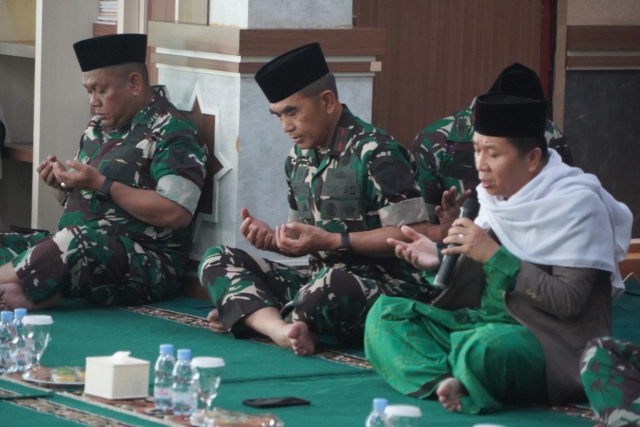 Korem 042/Gapu Gelar Acara Peringatan Maulid Nabi Muhammad SAW 1446 H/2024 M