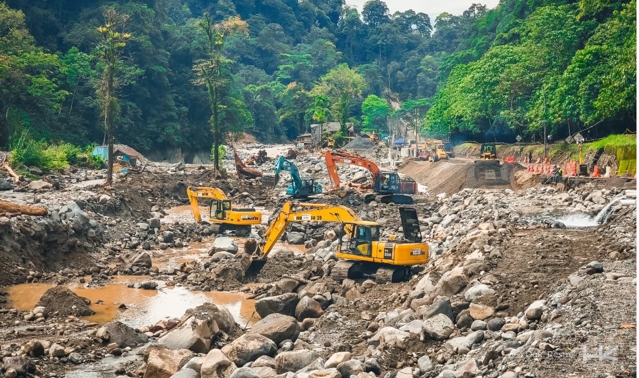 HK Bantu Buka Kembali Jalur Padang-Bukittinggi Lewat Lembah Anai