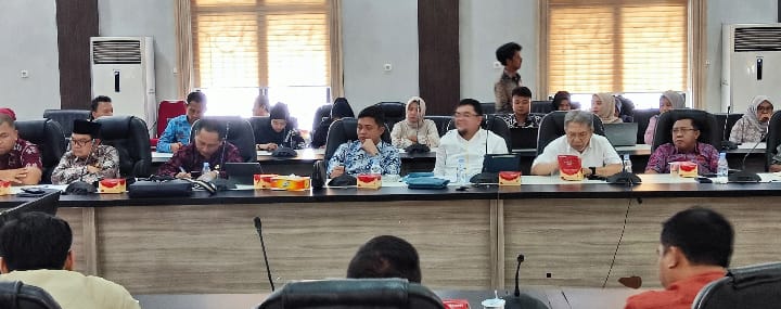 DPRD Jambi Audiensi Bersama PPPK Paruh Waktu