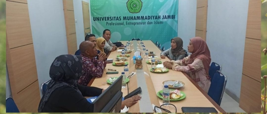 UM Jambi Melalui Yayasan Pundi Sumatra Berikan Beasiswa untuk Suku Anak Dalam Jambi