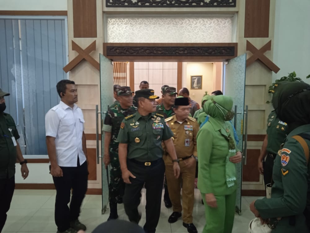 Jenderal TNI Dudung Abdurachman Tiba di Jambi