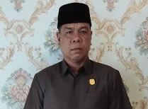 Erduan Mantan Anggota DPRD Kerinci dan Tokoh Depati Tujuh Dukung Tafyani-Ezi