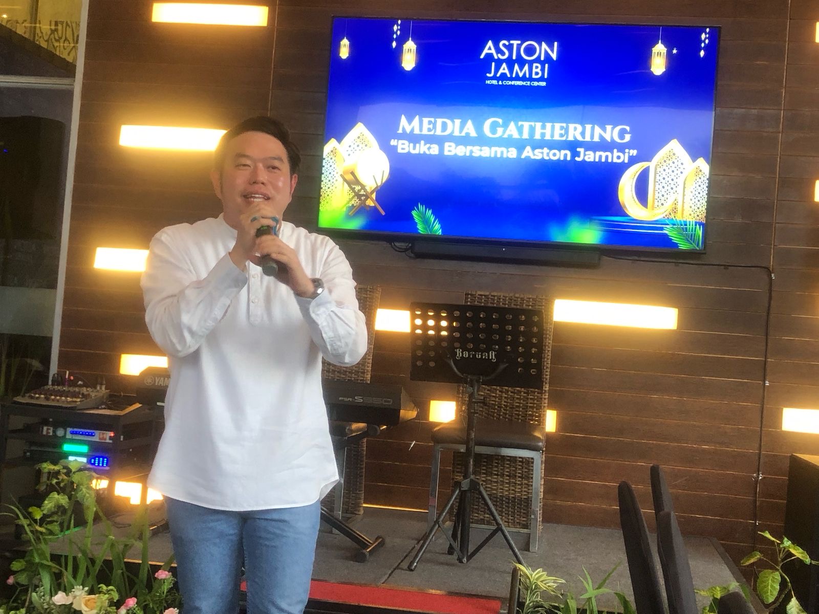 Media Gathering Buka Bersama Aston Jambi