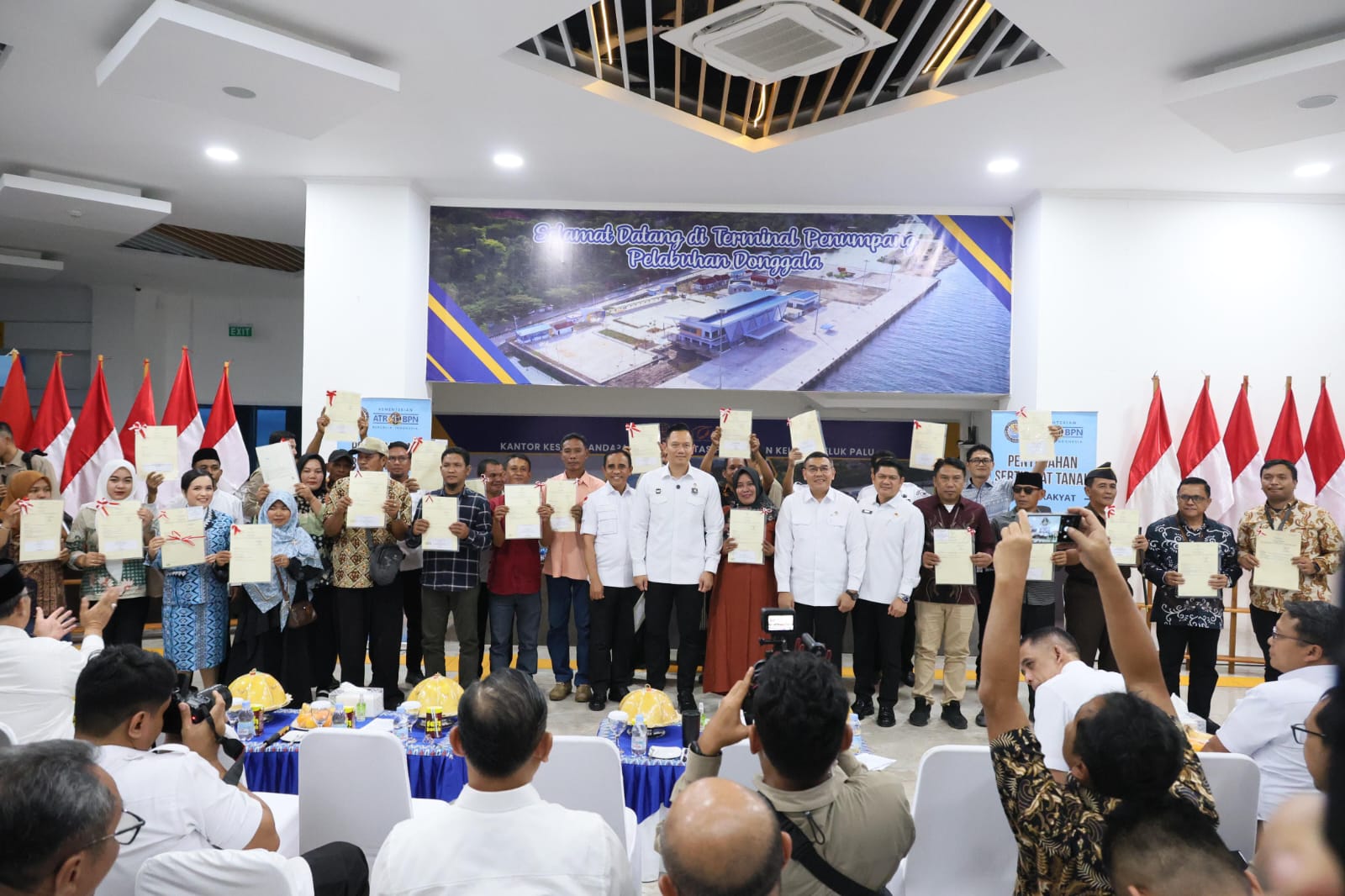 Wamen Ossy Tekankan Bentuk Komitmen Negara Hadirkan Kepastian Hukum