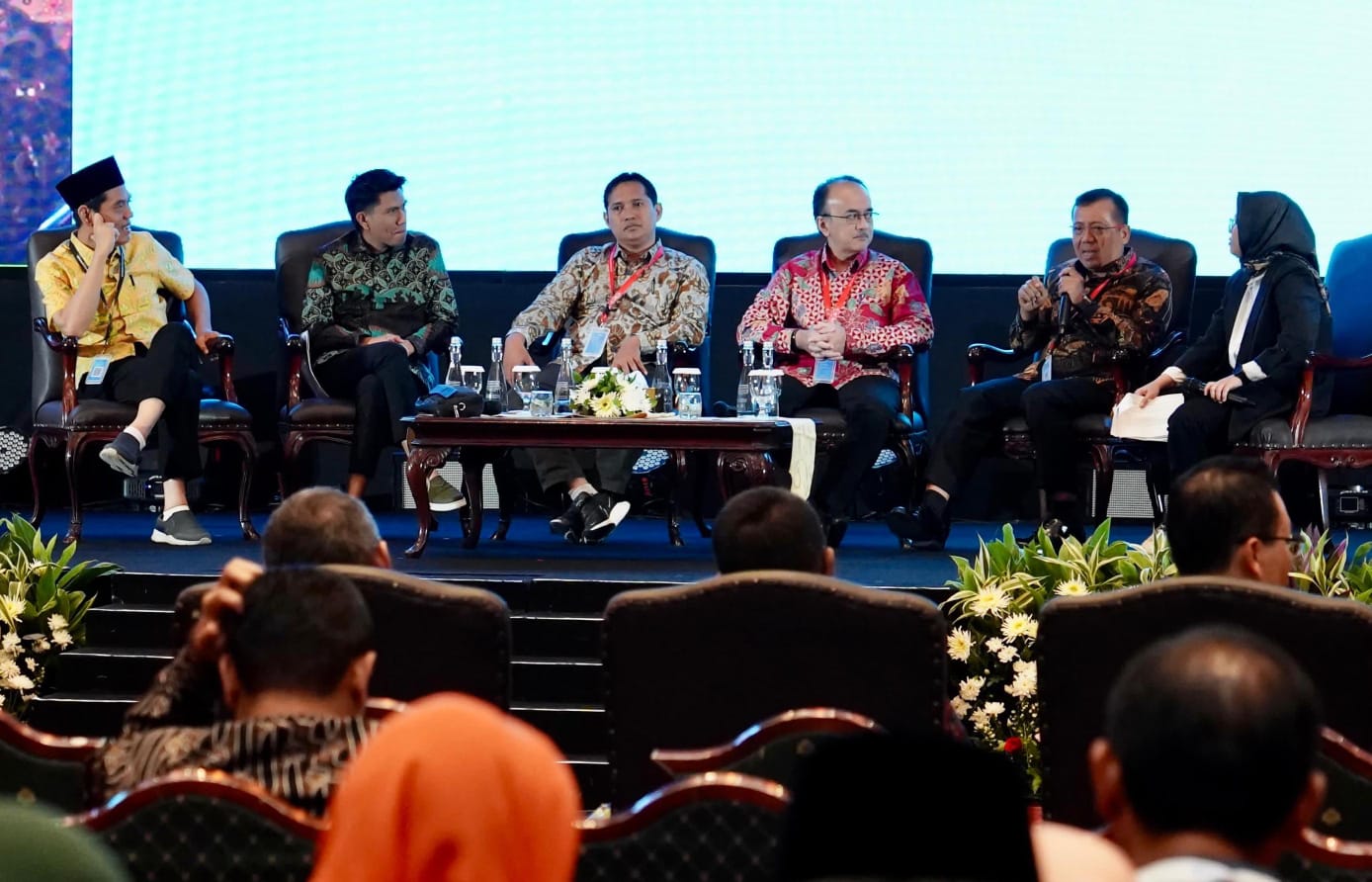 Tingkatkan Zona Integritas, Kementerian ATR/BPN Laksanakan Penilaian Mandiri dan Berikan Penghargaan WTAB