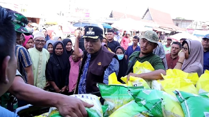 Cegah Inflasi, H Mukti Gelar OP di Pasar Pamenang, Tekan Lonjakan Harga Jelang Puasa Ramadan 1445 H