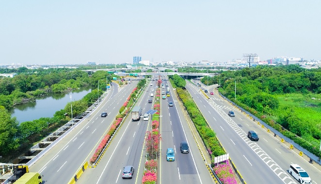 Tol di Jabodetabek dan Jabar Makin Padat, Hingga Kemarin 735.387 kendaraan Tinggalkan Jakarta