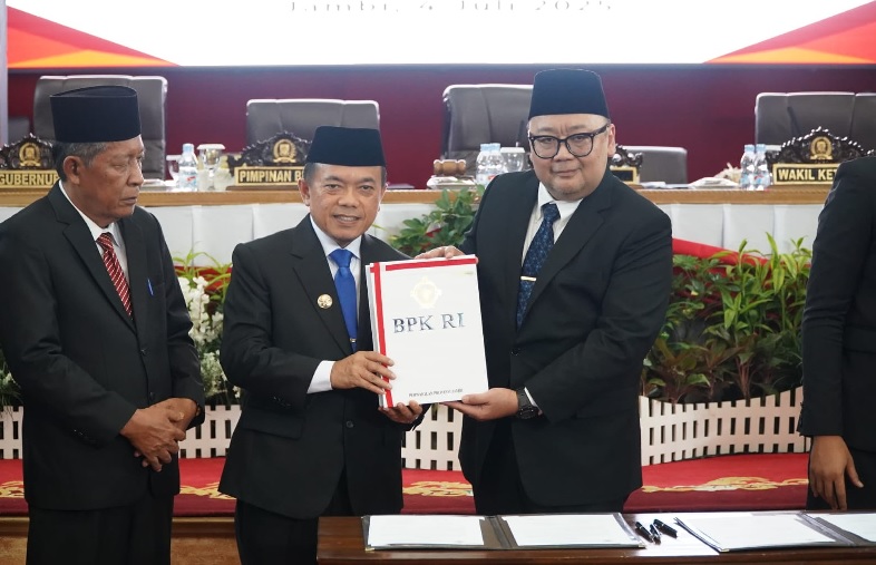 Raih Opini WTP Ke-13 Berturut-turut, Gubernur Al Haris: Pemprov Jambi Komitmen Tata Keuangan Dengan Baik