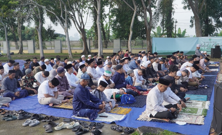 PTPN IV Regional IV Potong 7 Sapi 3 Kambing Kurban 