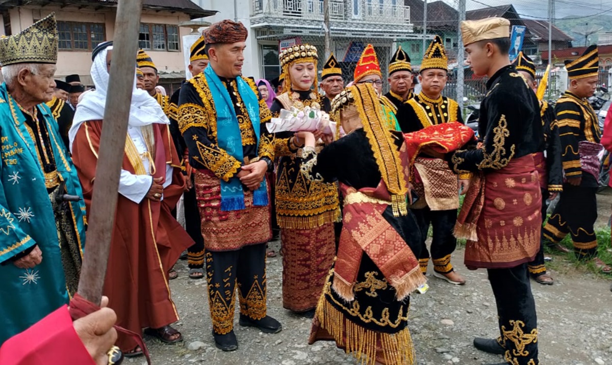 Lembaga Adat Tigo Luhah Semurup Deklarasikan Deri Mulyadi Jadi Bakal Calon Bupati Kerinci