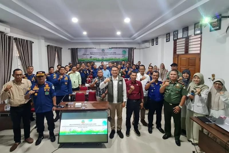 BKSDA Jambi edukasi Dinas Damkar pola penyelamatan tumbuhan dan satwa