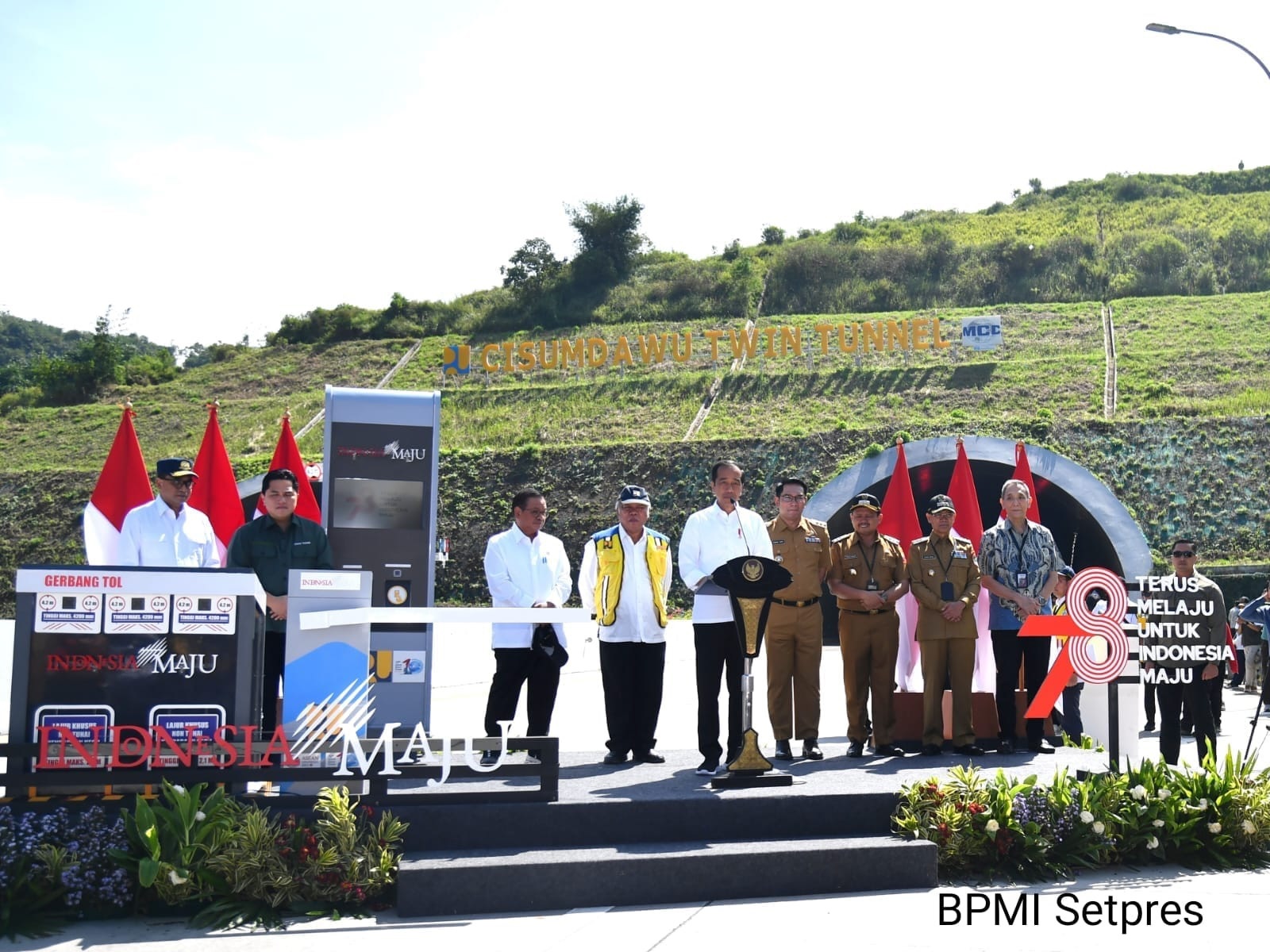 RESMI! Tol Cisumdawu Dioperasikan, Presiden: Mempermudah Konektivitas ke Bandara Kertajati