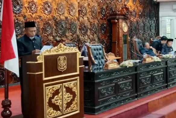 Bupati Merangin H Mashuri Sampaikan Jawaban Pemerintah