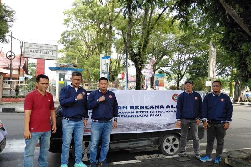 Serikat Pekerja PTPN IV Salurkan Bantuan ke Sumatera Barat