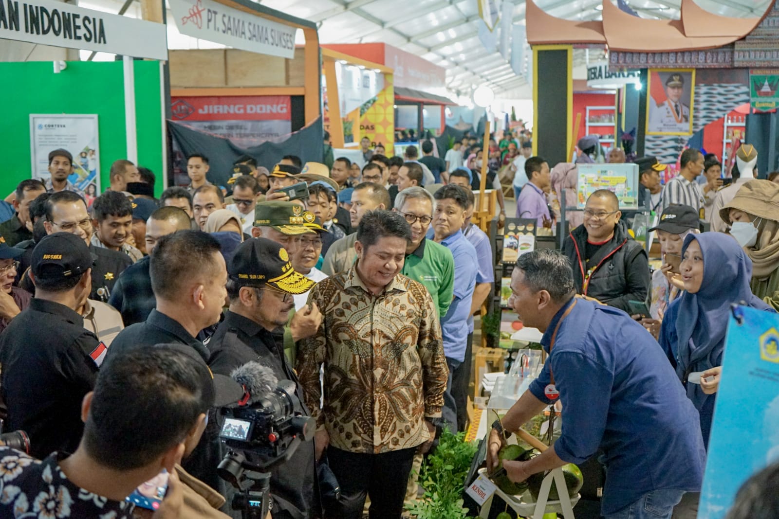 23.000 Petani, Nelayan Hingga Peneliti Ngumpul di Sumbar, Ternyata Ini Kegiatannya