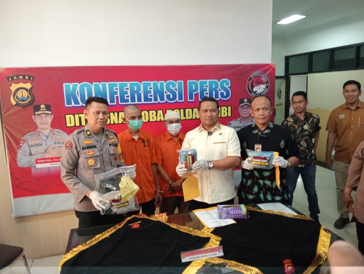 Polda Jambi Gagalkan Pengiriman 2 Kg Sabu Tujuan Sumsel 