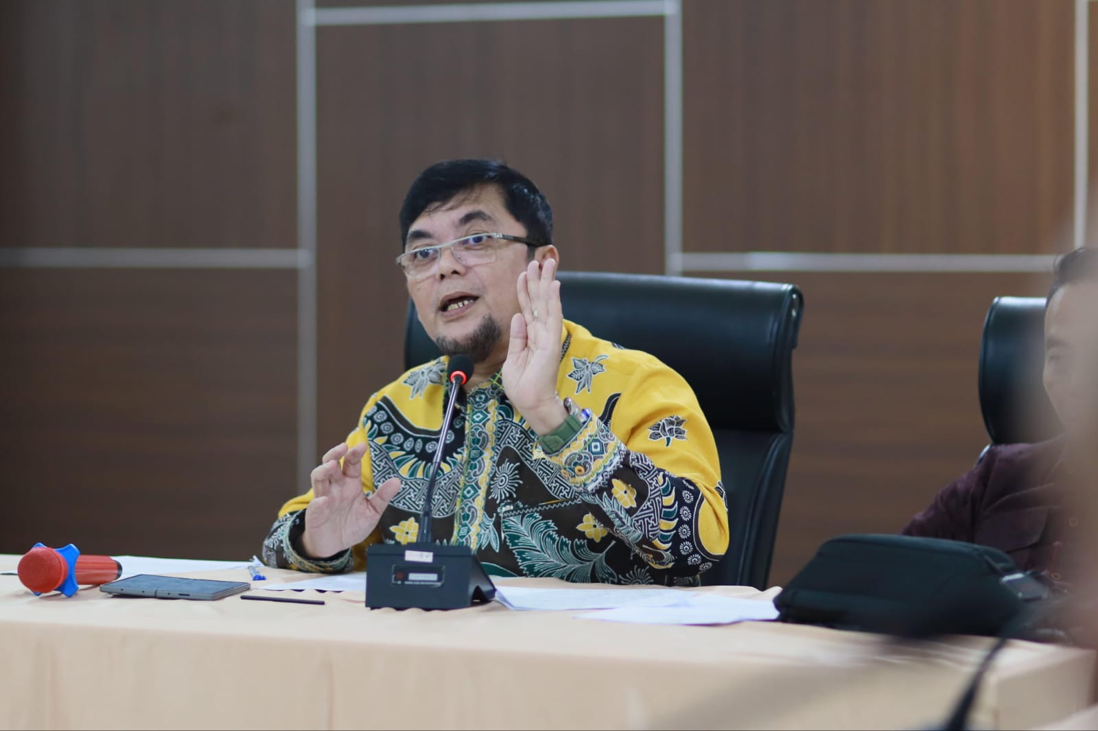 Ivan Wirata Ingatkan OPD Pemprov Maksimalkan Pendapatan, Inovasi dan Hilirisasi : Sikapi APBD 2026 Turun