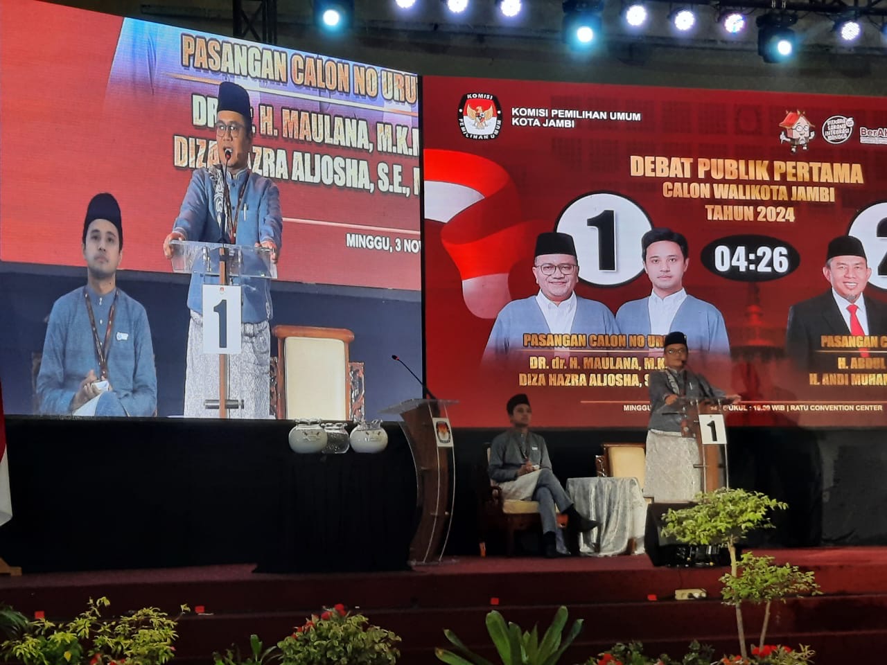 Berwibawa! Tanpa Teks Maulana dengan Penuh Keyakinan Sampaikan Visi Misi saat Debat Pilwako Jambi