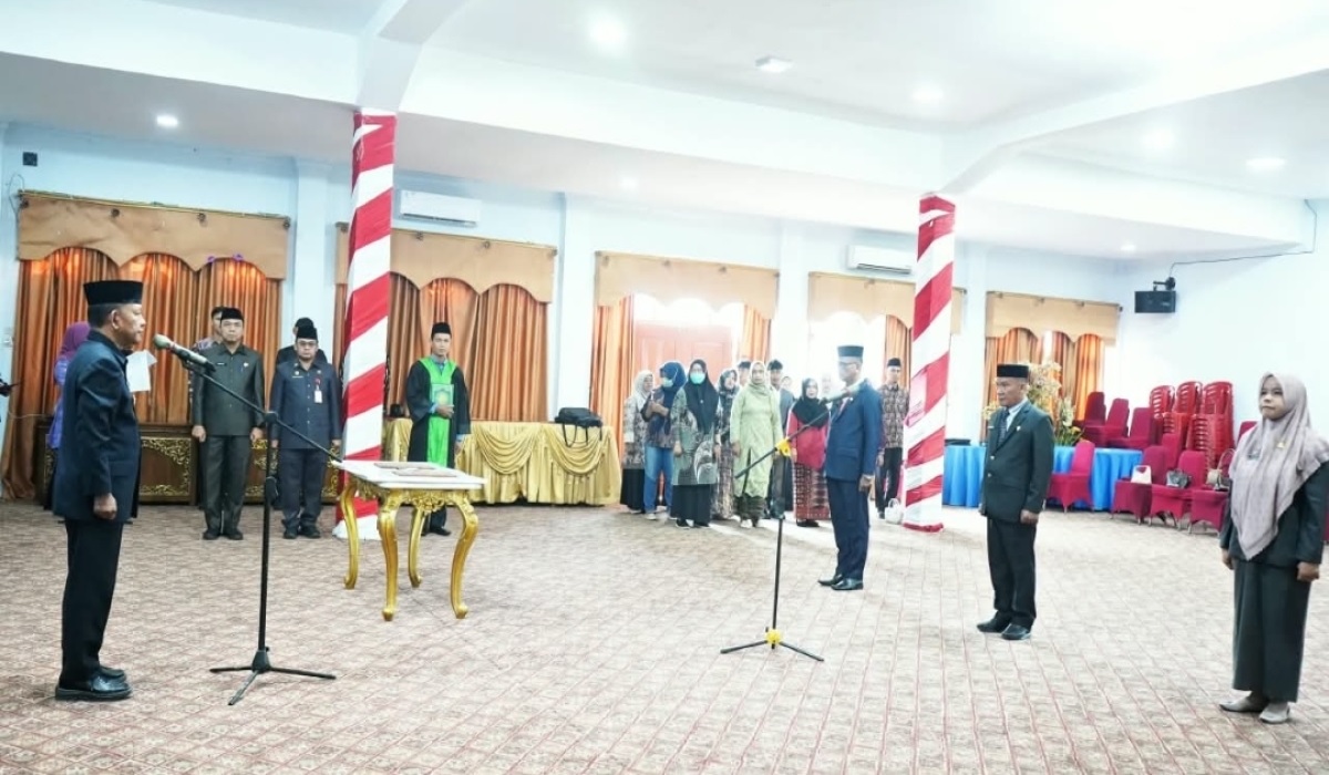 Wabup Merangin A. Khafidh Lantik Tiga Pejabat Eselon II, Berikut Nama-Namanya