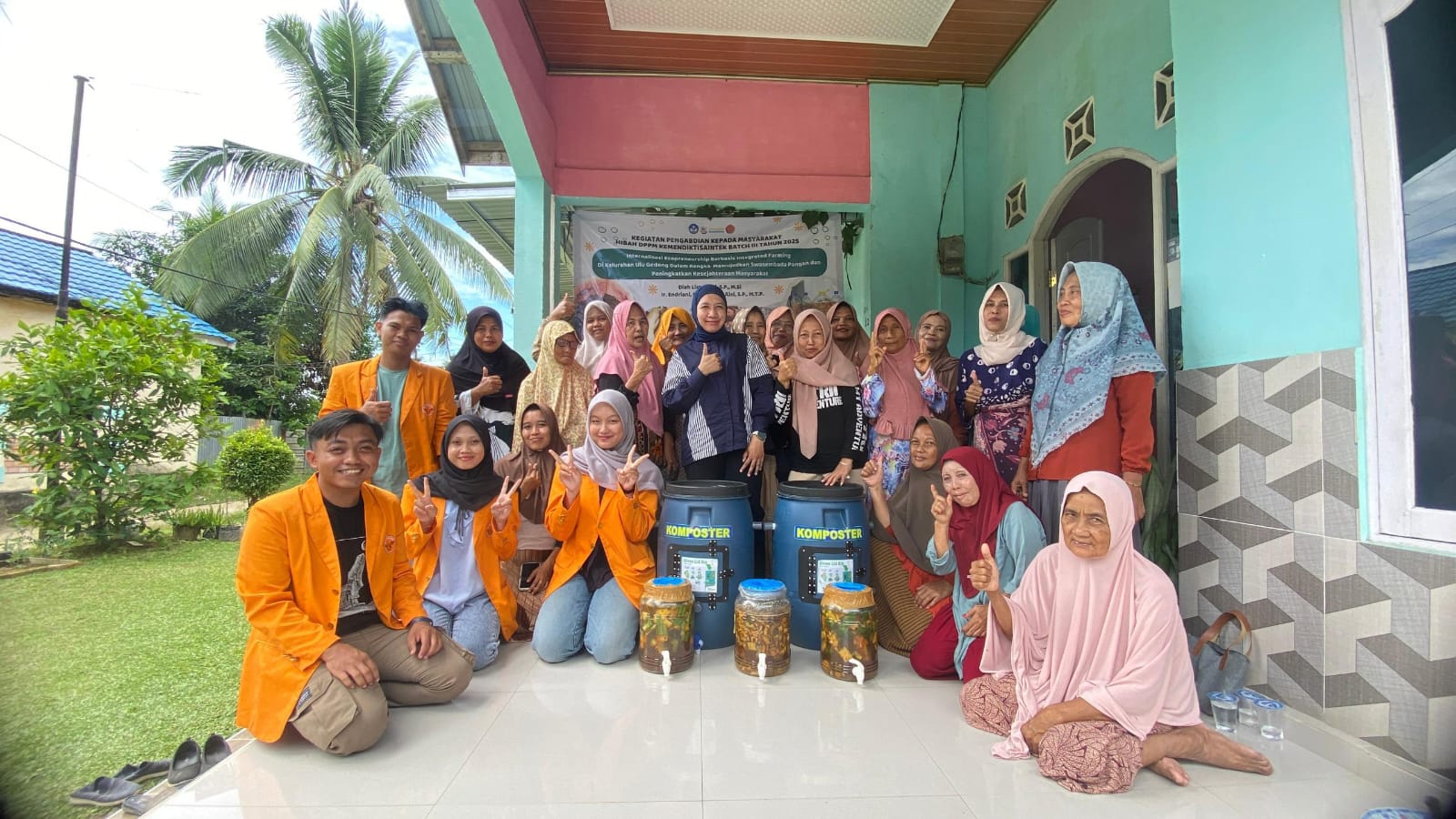 UMKM Mawar Ulu Gedong Tingkatkan Kapasitas Pengolahan Limbah dan Inovasi Produk Melalui Program PKM