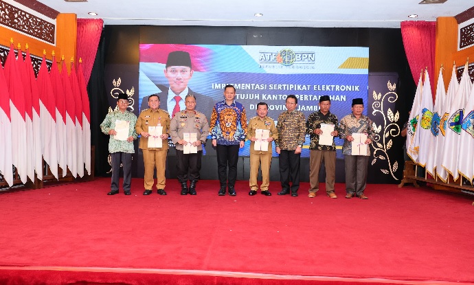 Menteri AHY Resmikan Implementasi Layanan Sertipikat Elektronik di 7 Kabupaten/Kota di Jambi