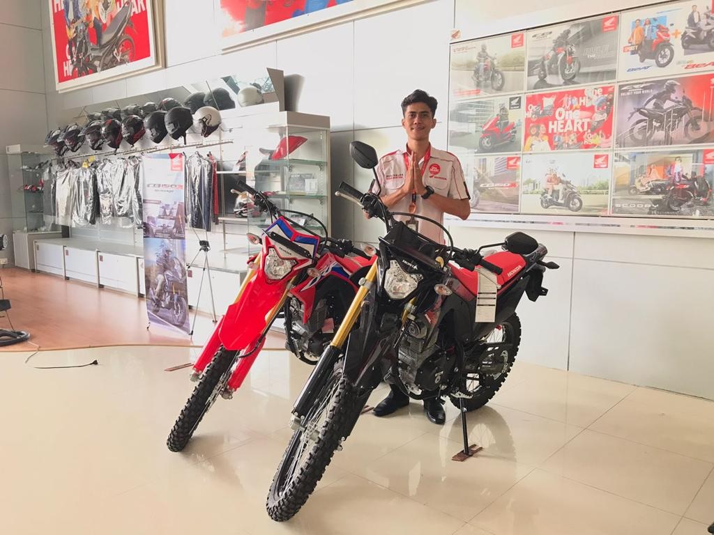 Tampil Semakin Sporty dan Tangguh bersama New CRF150L 