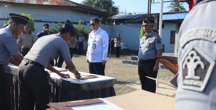 Kakanwil Ditjenpas Jambi Pimpin Penandatanganan Pakta Integritas di Lapas Jambi