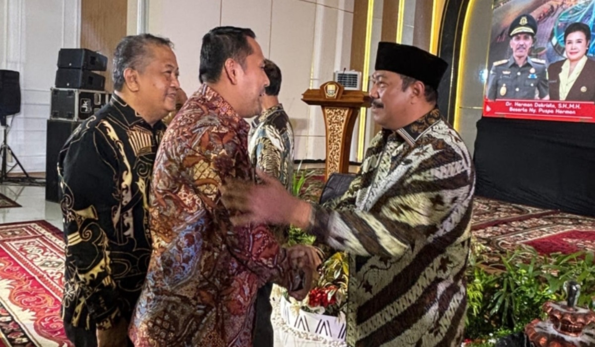 Bupati Merangin M. Syukur Hadiri Pisah Sambut Kajati Jambi