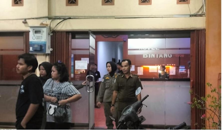 Satpol PP Bungo Garuk Pasangan Tanpa Ikatan Resmi dari Hotel dan Kos-Kosan