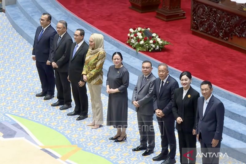 Rapat Paripurna DPR Setujui 5 Dewan Komisioner OJK 2026-2031, Berikut Nama-Namanya