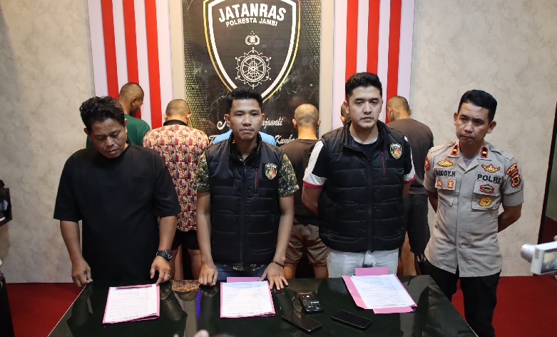 Polresta Jambi Amankan 5 Pelaku Spesialis Pencurian AC dan 1 Orang Penadah 