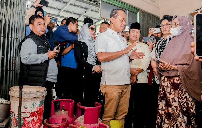 Harap Tenang, Menteri ESDM Jamin UMKM Tetap Dapat LPG 3 Kg