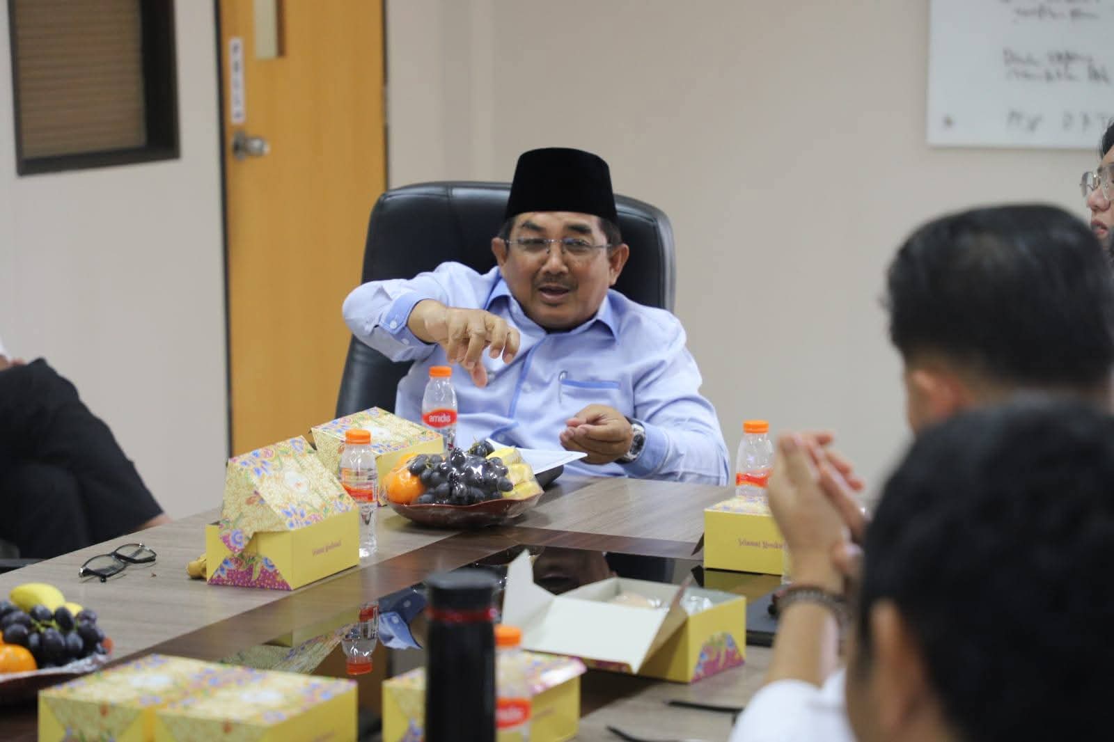 Tanggapi Kebutuhan Air Bersih, Pemkab Tanjab Barat Kaji Sistem SPAM Batam