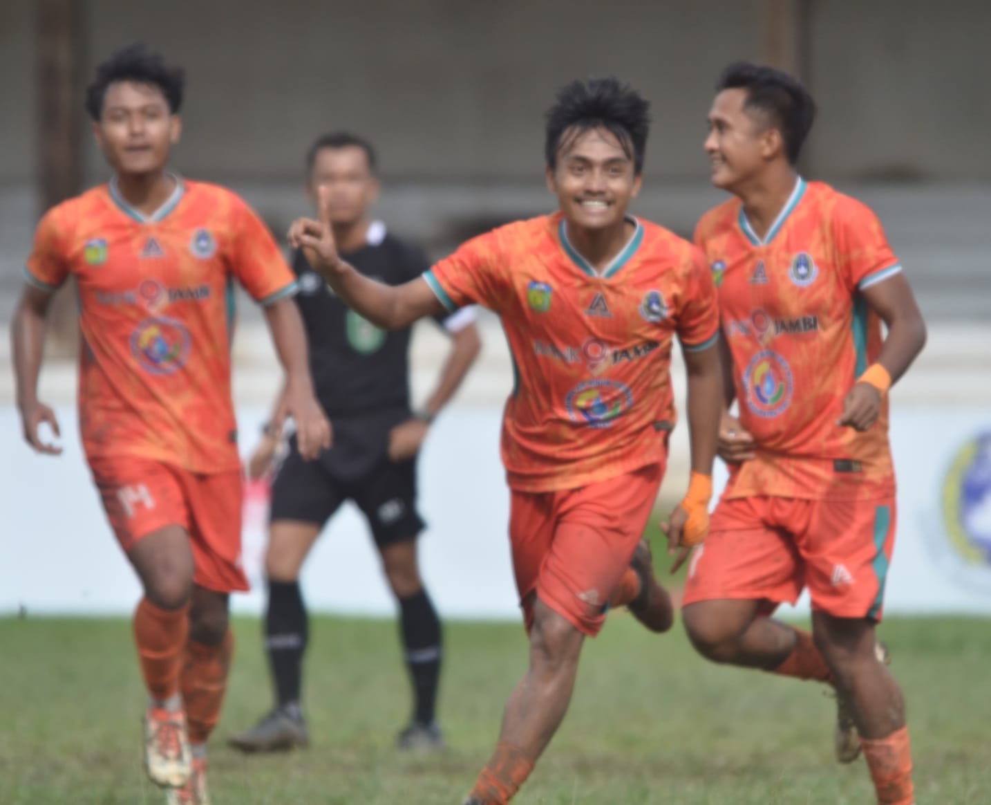 SENGIT ! Tebo Raih Gelar Juara Gubernur Cup 2025,  Usai Kalahkan Merangin 3-2