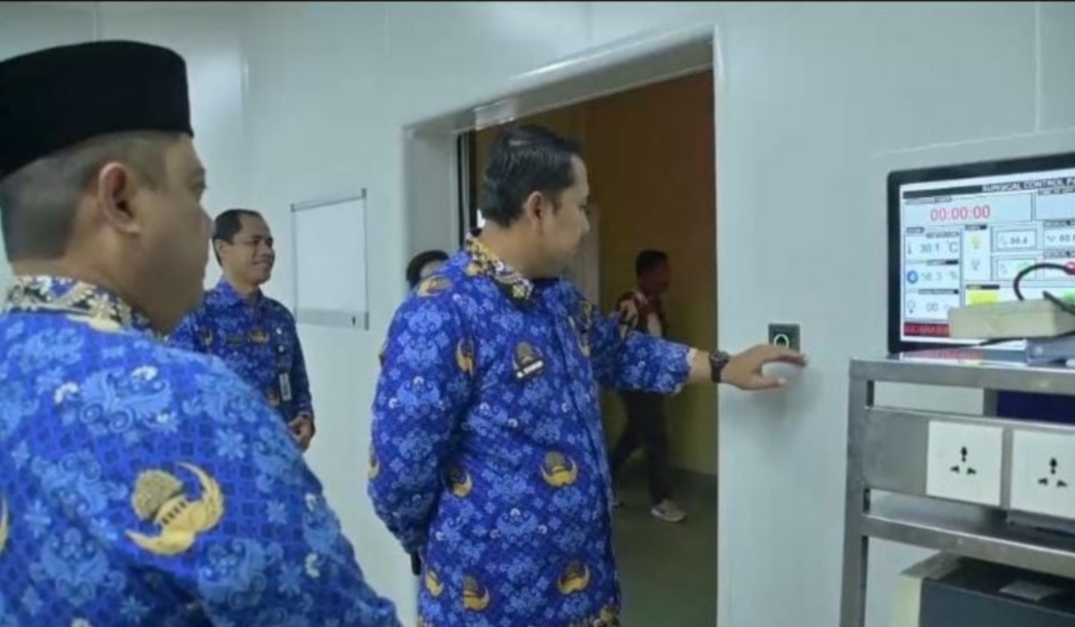 Bupati M. Syukur Pantau Kesiapan Ruang Spesialis Jantung dan Layanan Kemoterapi