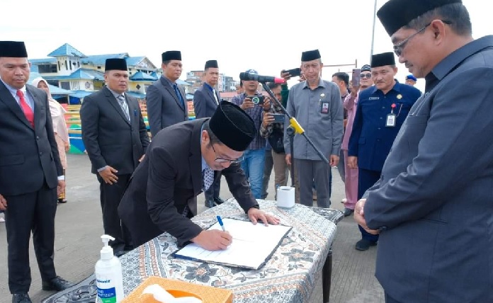 Bupati Anwar Sadat Lantik 9 Pejabat Eselon II Pimpinan Tinggi Pratama di Lingkungan Pemkab Tanjabbar