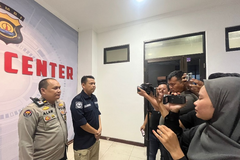 Polisi Tetapkan Nahkoda Kapal yang Menabrak Jembatan Aurduri I Sebagai Tersangka 