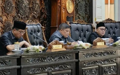 Rapat Paripurna DPRD Merangin, Pj Bupati Merangin Sampaikan Dua Ranperda 2023