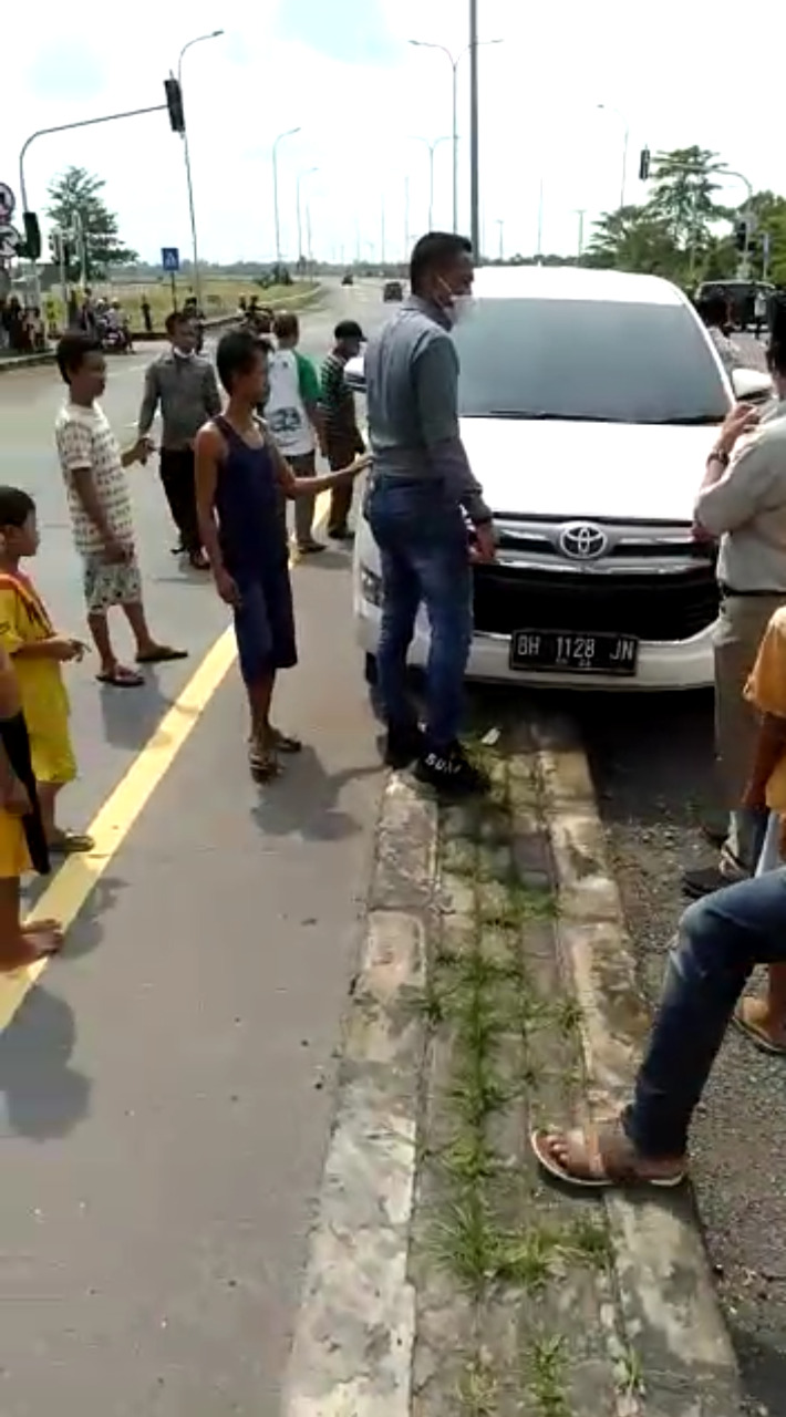 Mobil Anggota DPRD Muaro Jambi, Kecelakaan di Exit Tol Celika Kayu Agung,  Tak Ada Korban Jiwa