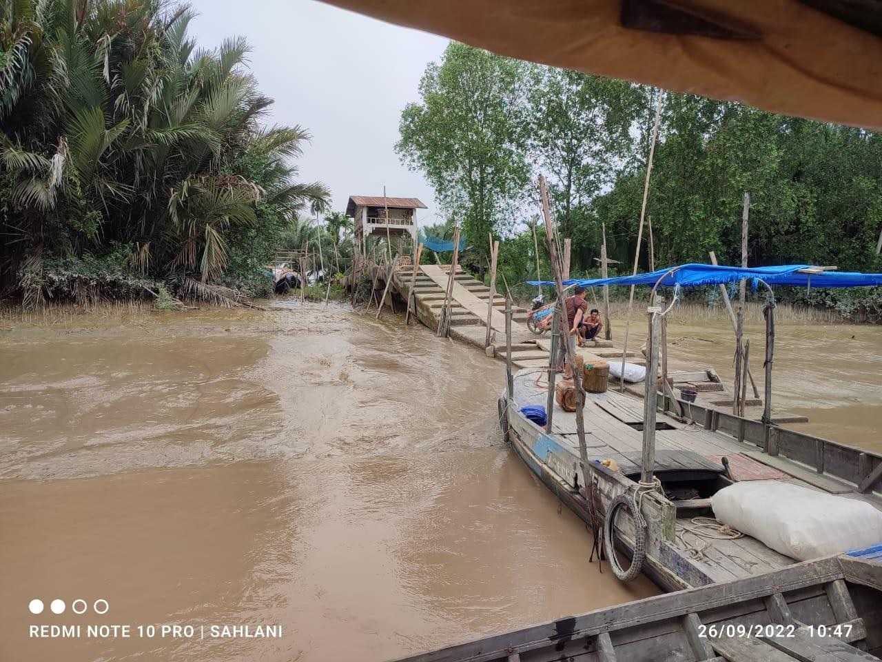 Minta Segera Perbaiki Dermaga Sungai Landak