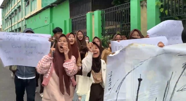 Ratusan Siswa SMKN 1 Kota Jambi Gagal Terdaftar di SNBP, Tuntut Pihak Sekolah Bermohon ke Pusat 