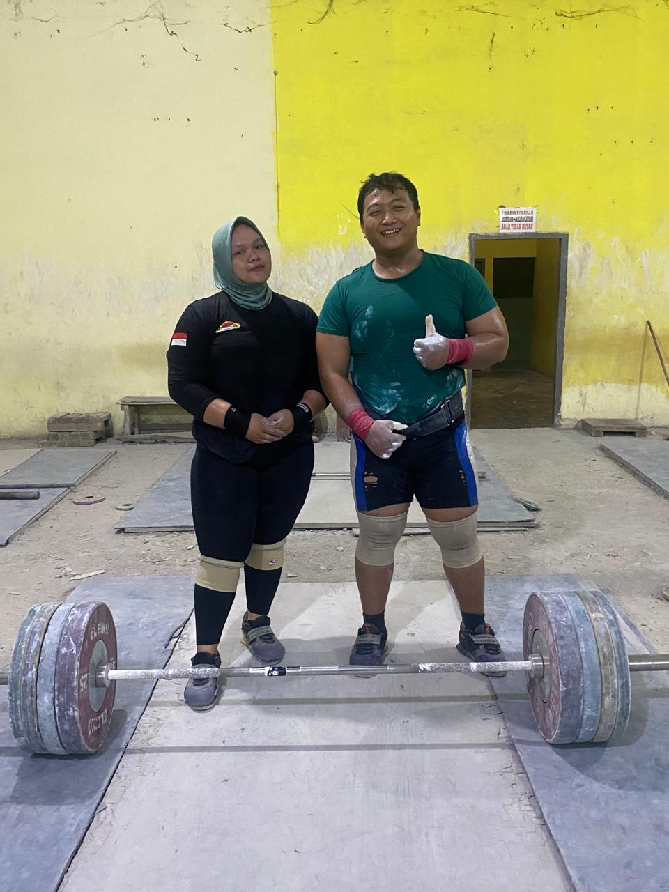 Dua Lifter Muda Jambi Bela Indonesia di Islamic Solidarity Games 2025